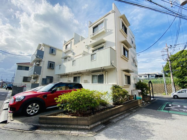 グランメゾンさくら通りの外観