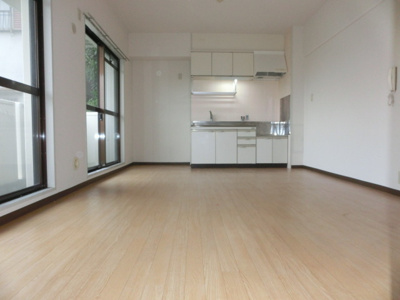 【居間・リビング】 | フレーバーフラッツ