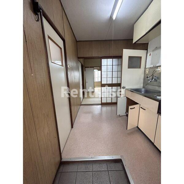 丸清苑のロビー