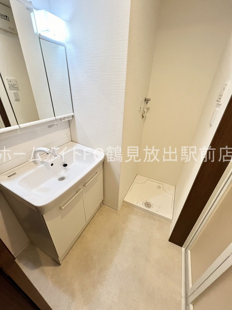 アヴァンス深江橋Ａ棟の洗面所