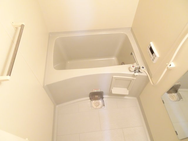 プラムコートBの浴室