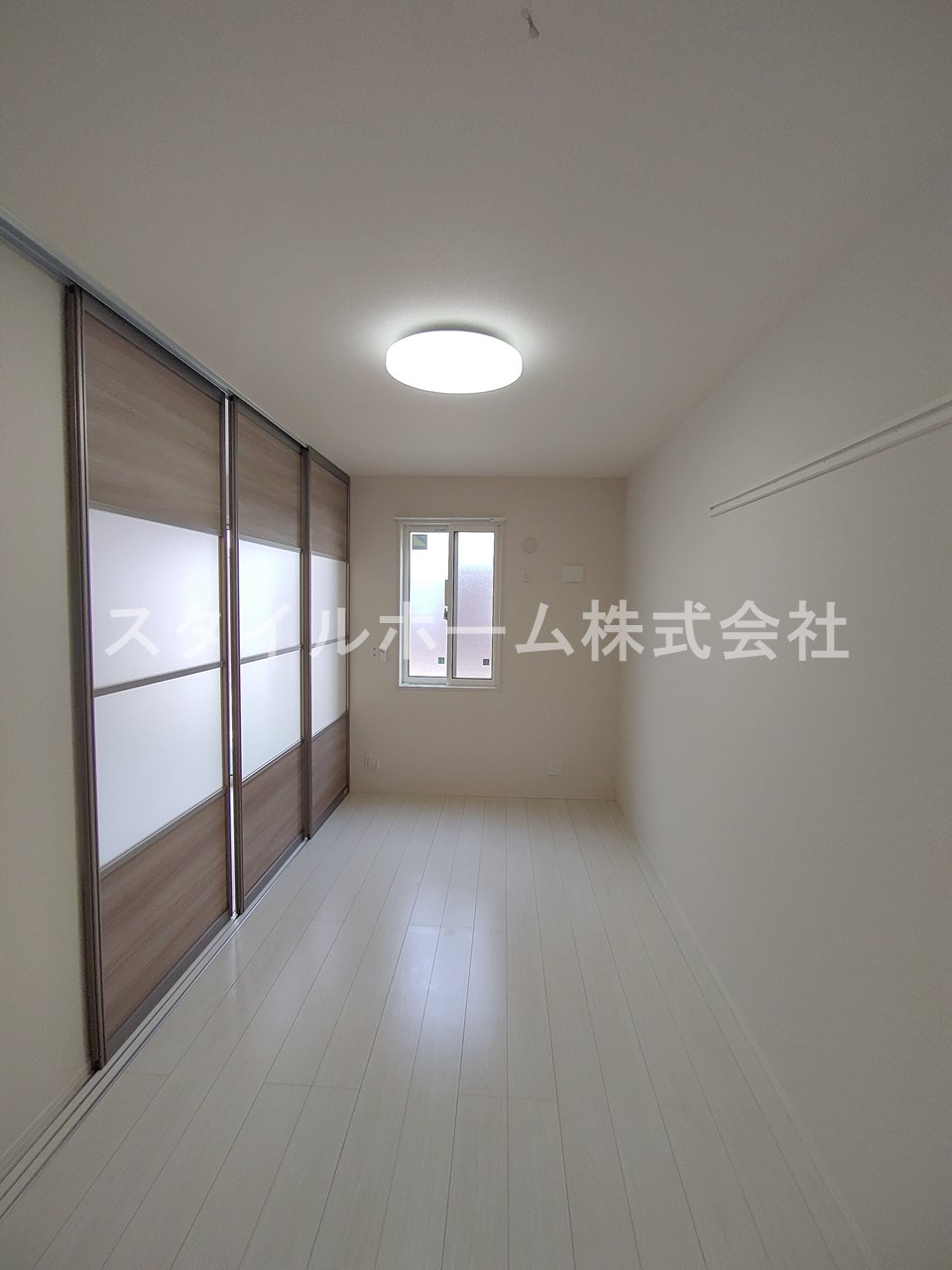 ローゼンハイムの内装|別部屋写真です。