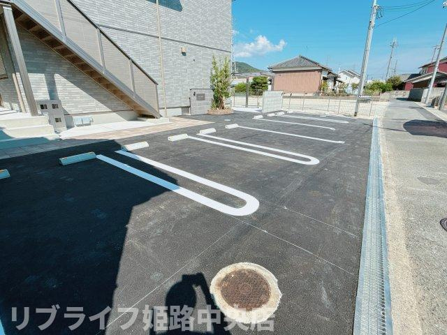 Pure　Ryujuの駐車場