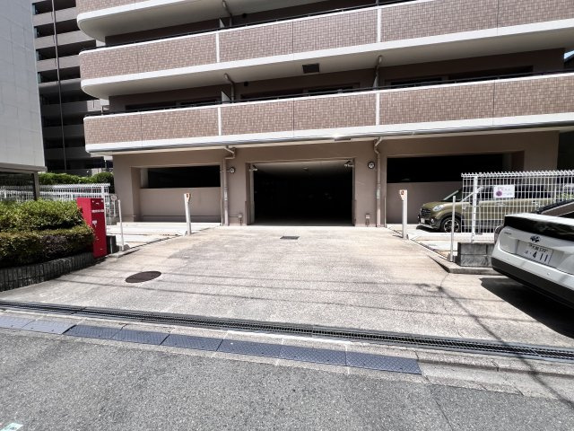 メロディーハイム守口六番館の駐車場