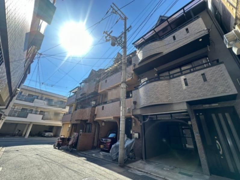 大日町2丁目　中古一戸建ての前面道路含む現地写真|前面道路含む現地写真■物件内覧・資金計画相談・住宅ローン相談、リフォーム相談、お問合せ受付中■
※当日・翌日のご内覧、ご相談はお電話でのお問合せがスムーズです！