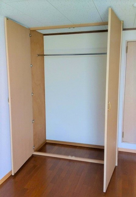 レオパレスシティーBの収納
