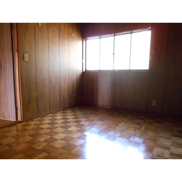 岐阜市長良の一戸建ての居間・リビング