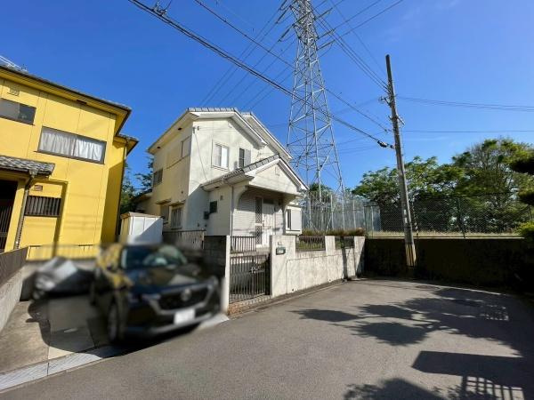 和歌山市西庄　中古戸建ての前面道路含む現地写真