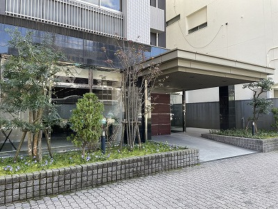 アルファステイツ照国のその他共用部分|管理の行き届いたエントランスアプローチです。