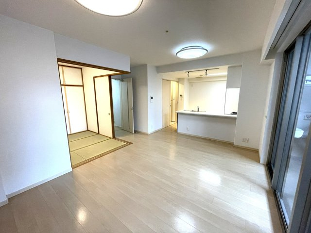 アルファステイツ照国の居間・リビング