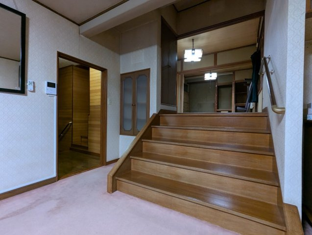 新富士4丁目　作業場付中古住宅の内装