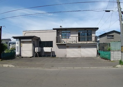 新富士4丁目　作業場付中古住宅