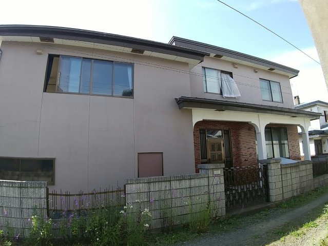 新富士4丁目　作業場付中古住宅の外観