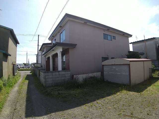 新富士4丁目　作業場付中古住宅の庭