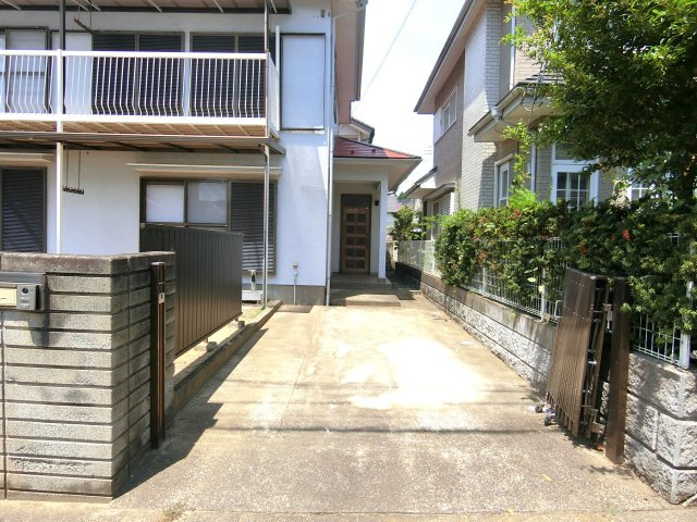 K-６の駐車場