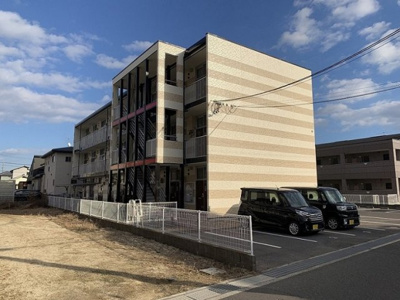 【外観】 | レオパレスピースフル　稲月 | 2022年12月に外壁塗装いたしました。