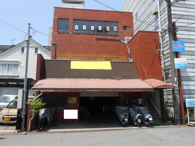 近江八幡市鷹飼町の事務所