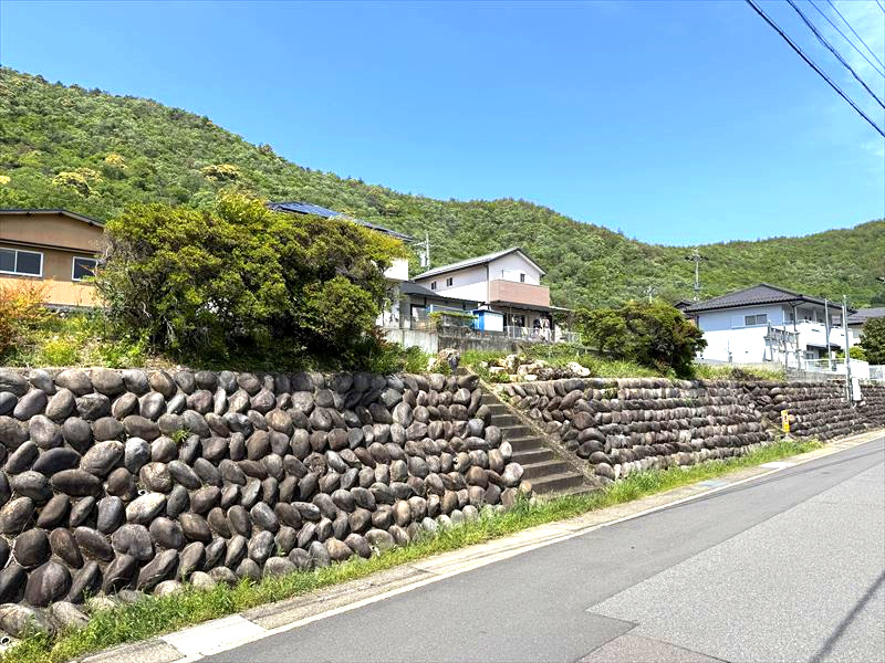６３６５５　岐阜市諏訪山１丁目土地の外観