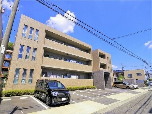 オークスクエア元八事の外観