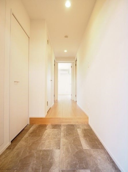 オークスクエア元八事の玄関