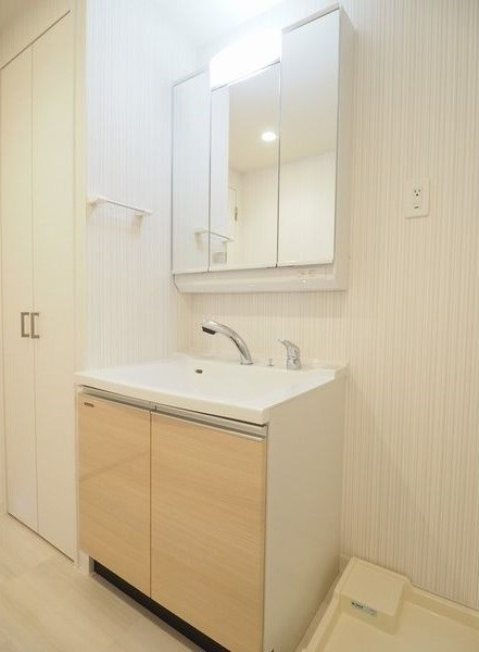 オークスクエア元八事の洗面所