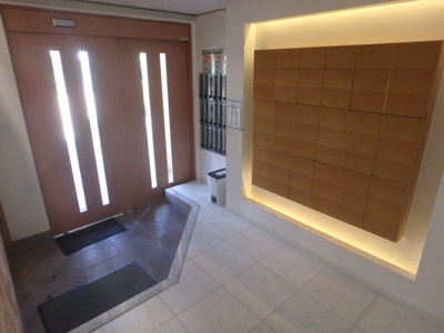 【ロビー】 | アンジョリジャルダン門戸厄神