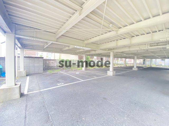 TKマンションの駐車場