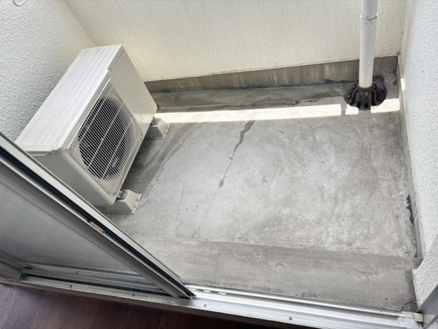 下鴨女子学生会館テラッセ糺の森のバルコニー