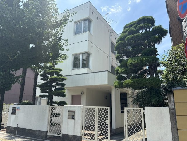 下鴨女子学生会館テラッセ糺の森の外観