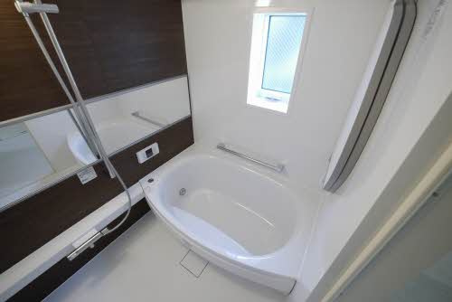 熊本市東区保田窪本町の賃貸マンションの浴室