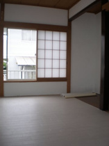 コンパクトで使いやすい洋室です