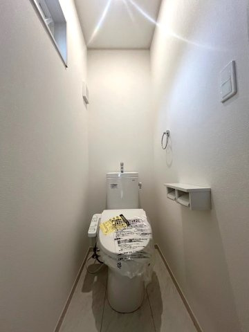 全１０区画新築分譲☆オール電化住宅☆全居室６帖以上の４ＬＤＫ☆駐車３台ＯＫ☆南丹市園部町横田のトイレ|トイレ