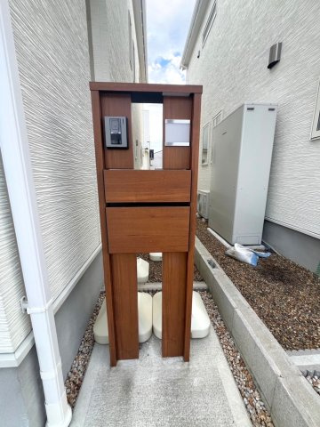 全１０区画新築分譲☆オール電化住宅☆全居室６帖以上の４ＬＤＫ☆駐車３台ＯＫ☆南丹市園部町横田のその他|インターホン