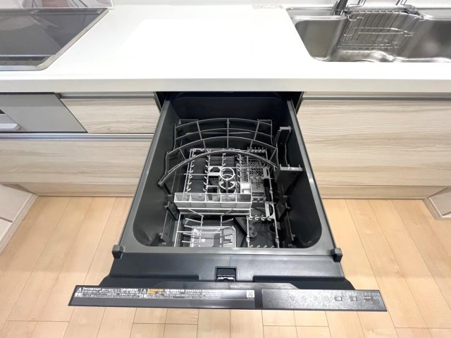 全１０区画新築分譲☆オール電化住宅☆全居室６帖以上の４ＬＤＫ☆駐車３台ＯＫ☆南丹市園部町横田のキッチン|食器洗浄乾燥機