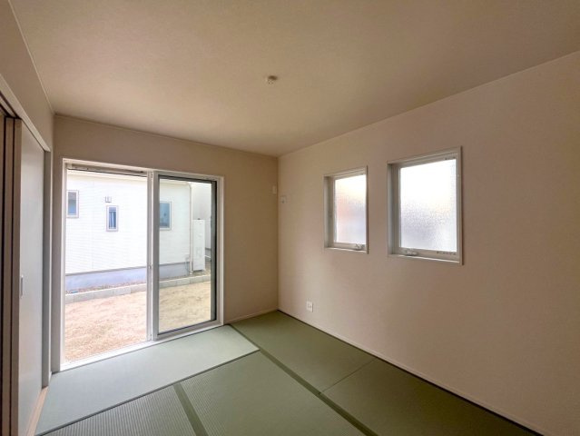 全１０区画新築分譲☆オール電化住宅☆全居室６帖以上の４ＬＤＫ☆駐車３台ＯＫ☆南丹市園部町横田の和室|和室