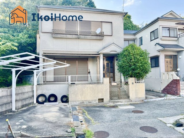 明石市大久保町大窪　中古一戸建の設備|雨戸もありますので、雨や風から家を守るだけでなく、防犯や防火にも安心です。