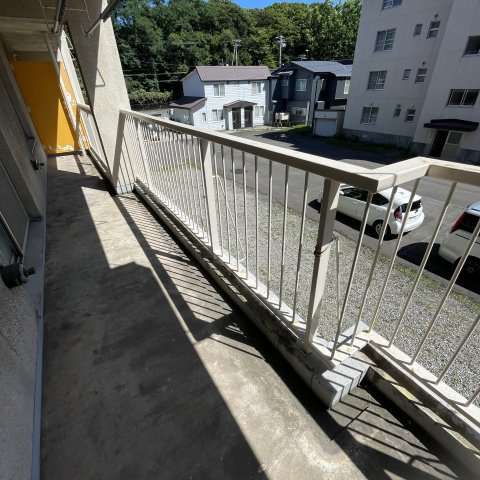 リヴェール中島のバルコニー