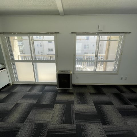 リヴェール中島の居間・リビング