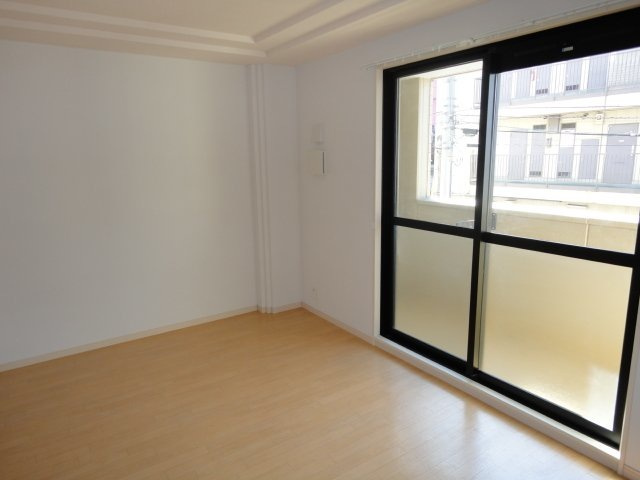 ラッフィナート田園の居間・リビング|洋室