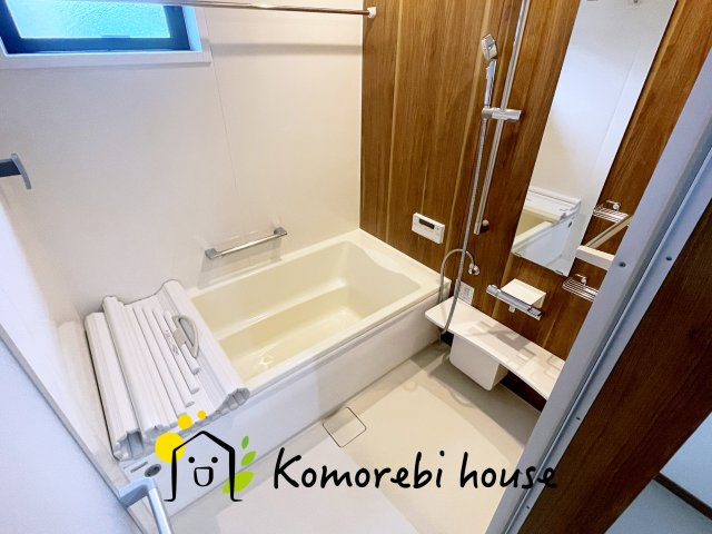 北本市宮内3丁目　中古一戸建ての浴室|現地（2024年8月11日撮影）