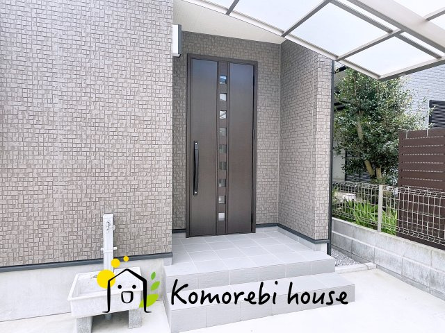 北本市宮内3丁目　中古一戸建ての玄関|現地（2024年8月11日撮影）