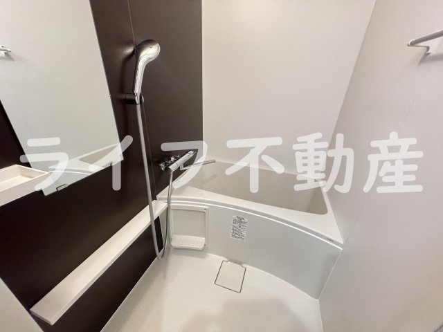 アドバンス大阪ストーリアの浴室|きれいなお風呂です