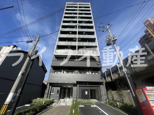 アドバンス大阪ストーリアの外観|外観は落ち着いています