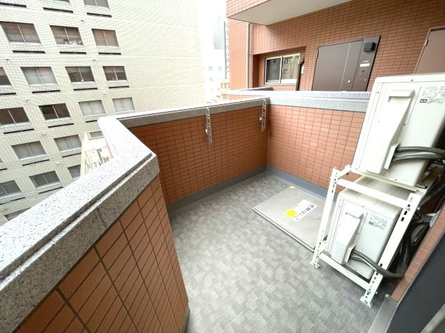 プレジオ本町のバルコニー
