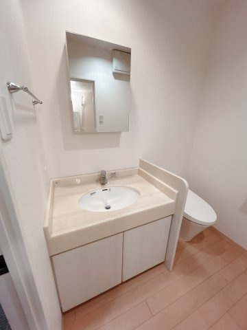 J HOTEL ANNEX の洗面所