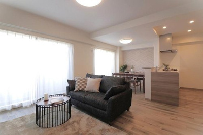 【居間・リビング】 | ジオ六甲山手