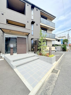 【エントランス】 | プレミア尾長西　A棟