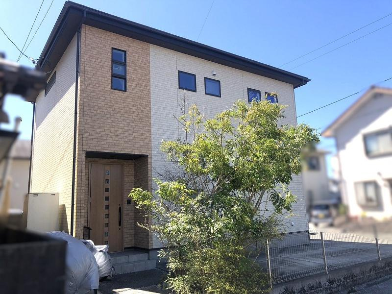南国市大そね甲　中古戸建ての外観