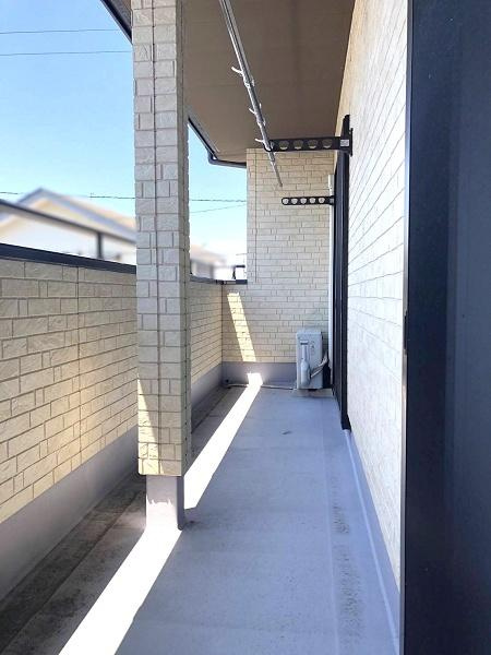 南国市大そね甲　中古戸建てのバルコニー
