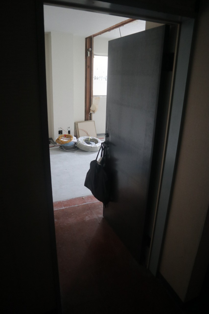 黒岩ビルの内装